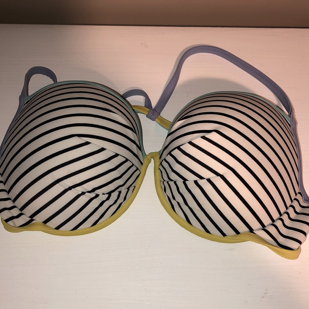 Victoria’s Secret Bathing Suit Top